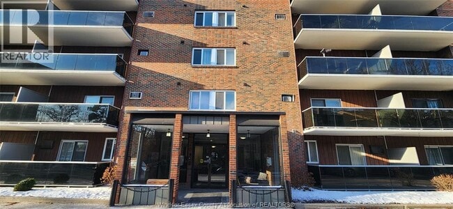 Photo - 3905 Riverside Dr E Unité 308