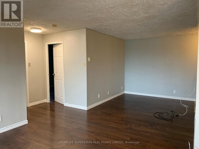 Photo - 5051 Baseline Rd Unité 1