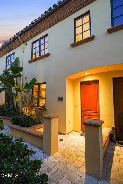 Photo - 985 N Michillinda Ave Unidad 209