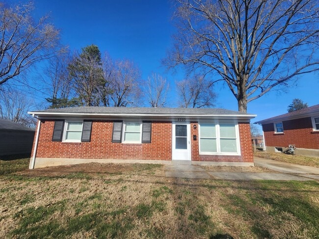 Photo - Renovated 3 bedroom 1 bath home in Valley Station!