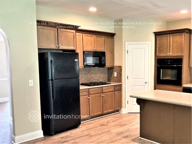 3243 Bridge Walk Dr