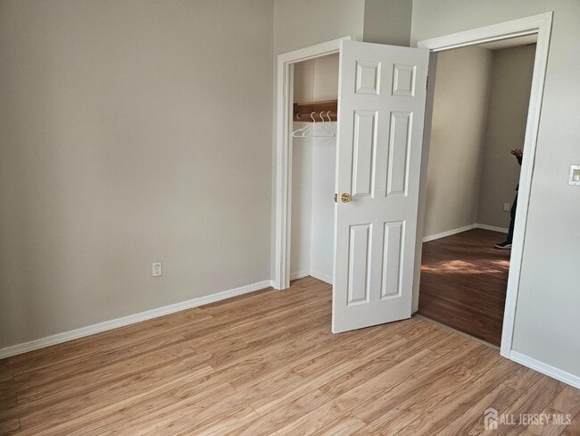 Photo - 421 River Dr Unit 1