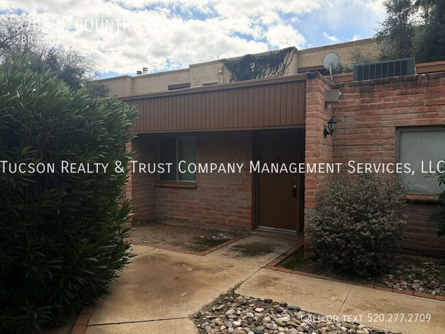 Building Photo - 3708 N Country Club Rd