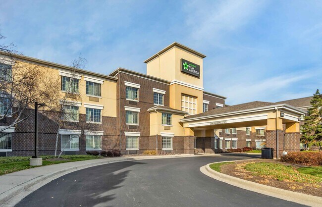 Furnished Studio-Chicago - Lombard - Oak Brook