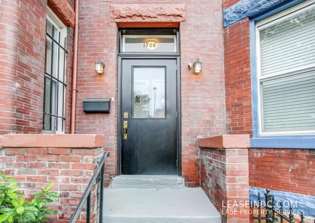 Photo - 1708 3rd St NW Unidad #2