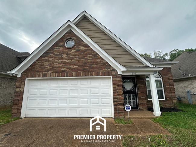 Building Photo - Modern Cordova Cove Living | 3BR/2BA with High Ceilings, Stone Fireplace & Garage