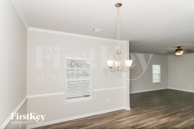 Photo - 325 Stoney Hollow Rd