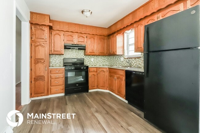 Photo - 216 SW Richwood Ln