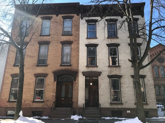 1913 5th Ave Unit 3rd Fl