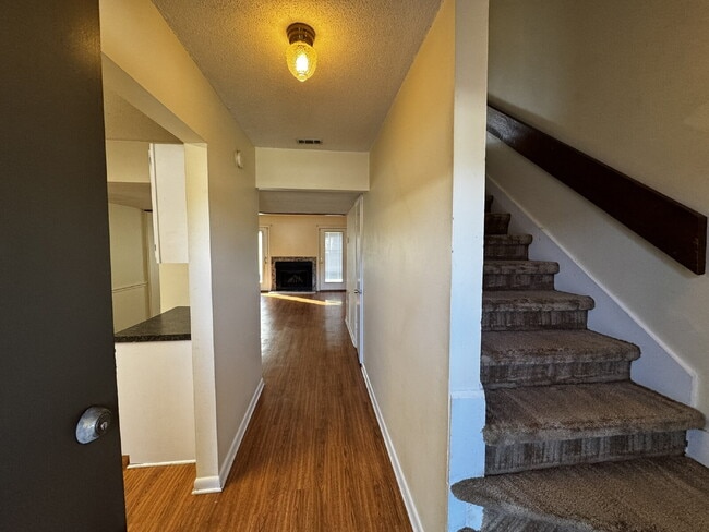 Photo - Townhouse for Rent Unit 93