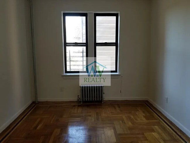 Building Photo - Newly Renovated 1 Bedroom Apartment in Mor...