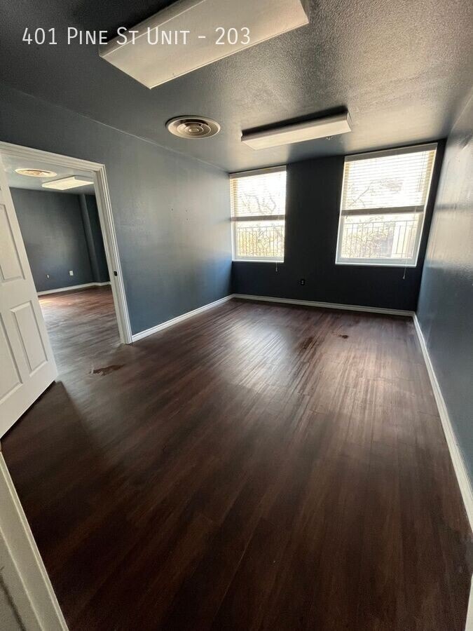 Photo - 401 Pine St Unit 203