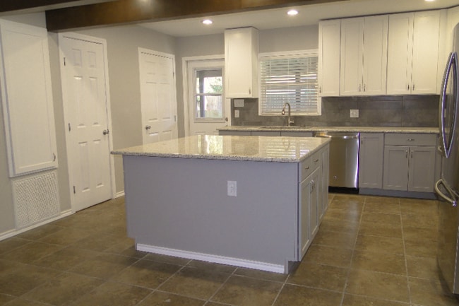 Photo - 4115 Robinhood Dr