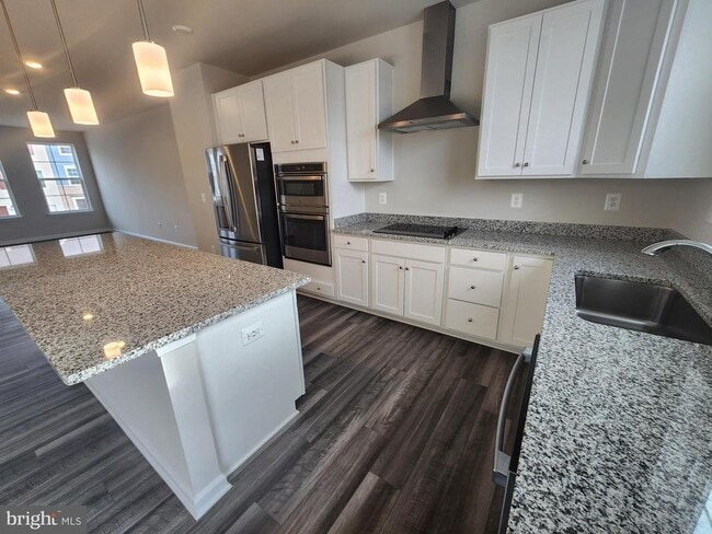 Photo - 65 Winterplace Dr