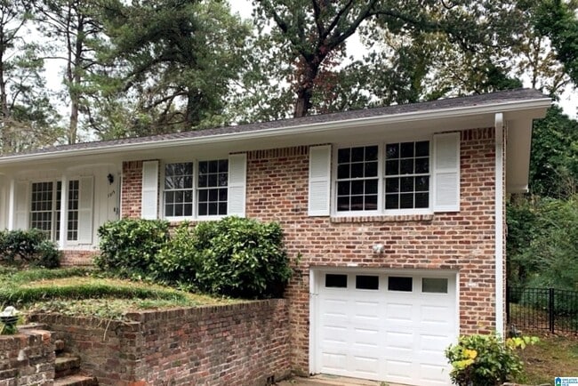 Photo - 1213 Oakwood St