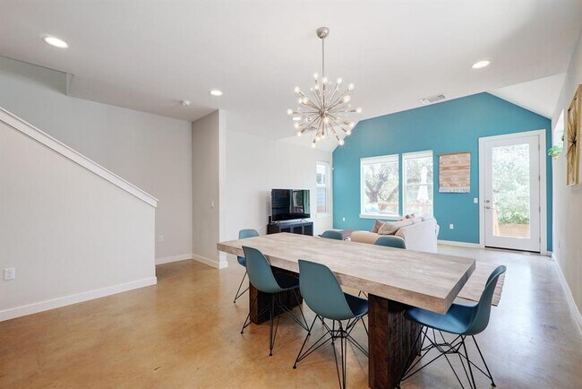 Photo - 3108 Aldwyche Dr