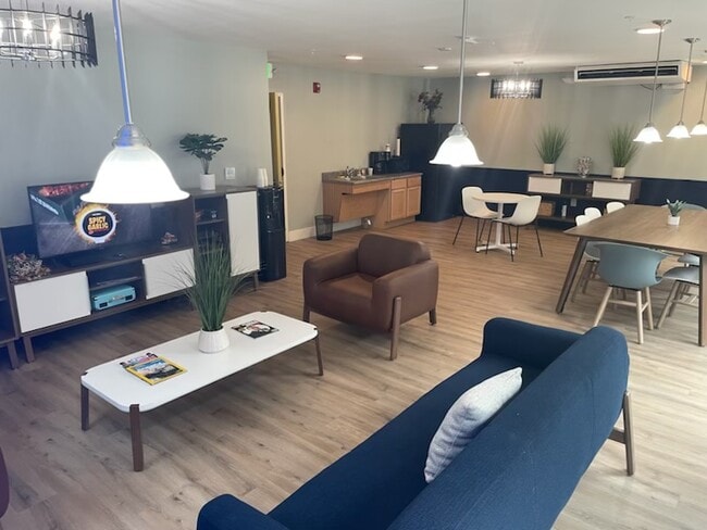 Intrada Westside Apartments