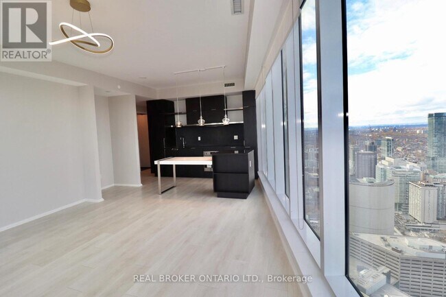 Photo - 197 Yonge St Unit 5902