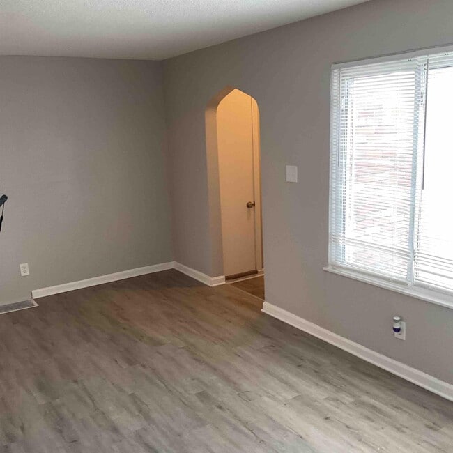 Photo - 7229 Virginia Ave