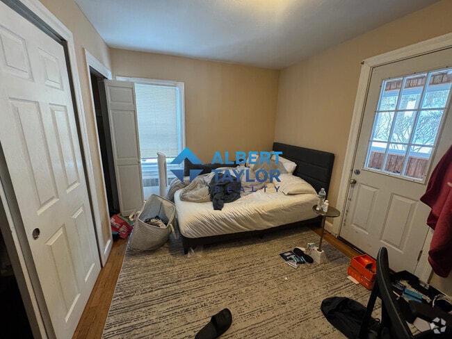 Building Photo - 93 Undine Rd Rental