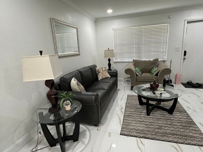 Photo - 6517 SW 18th St