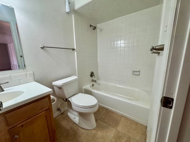 Photo - 3 Bed updated gem!