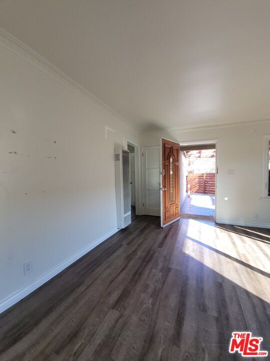 Photo - 3129 Roberts Ave