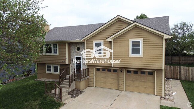 Building Photo - 1606 W Pelham Path Rental