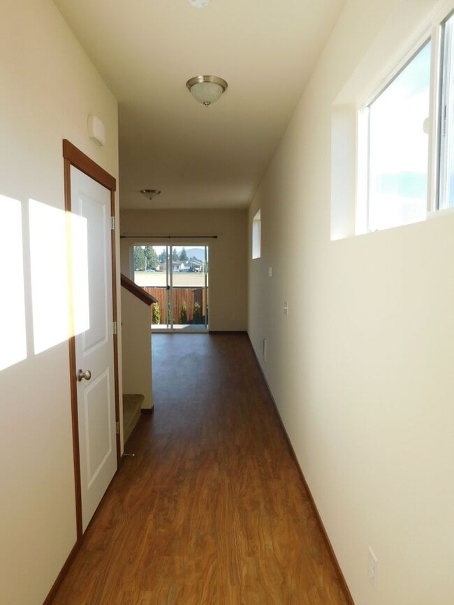 Photo - Gilkey 425,LLC#10 Unidad 586