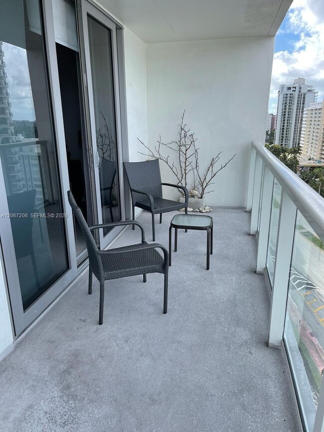 Photo - 5701 Collins Ave Unit 1611