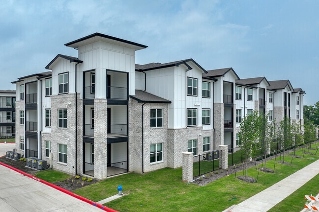 Building Photo - Ascend at McKinney North Rental