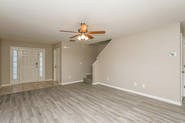 Photo - 7403 Oxford Garden Cir