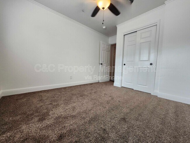 Photo - 2546 W Victor Ct Unidad 102