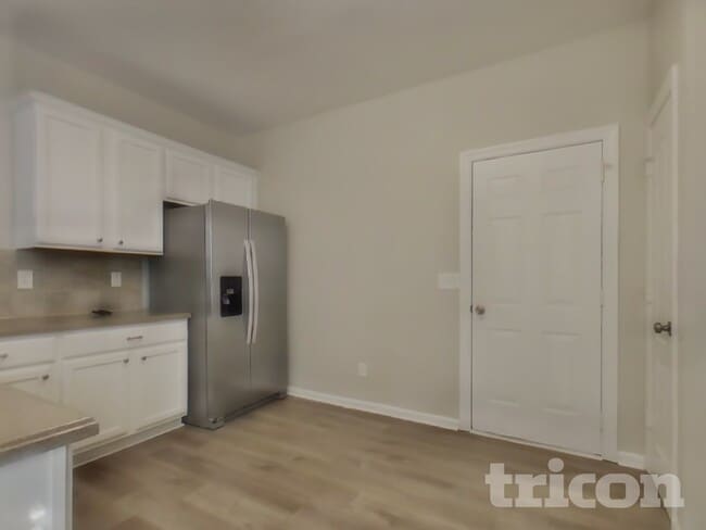 Photo - 5275 Argyll Ln