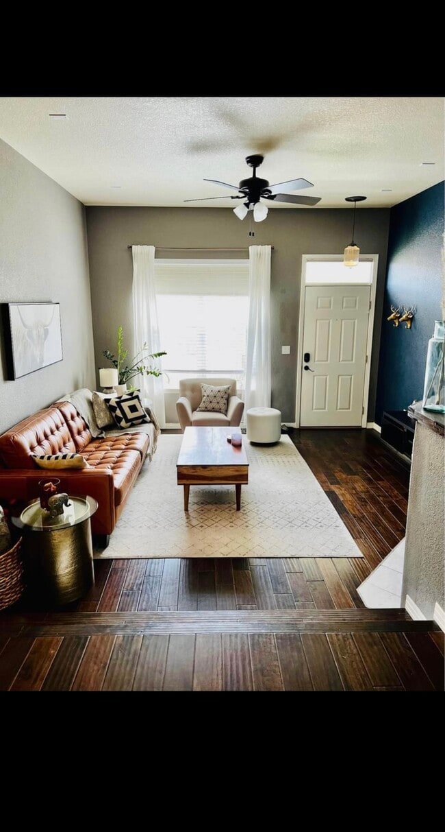 Photo - 9362 Amison Cir