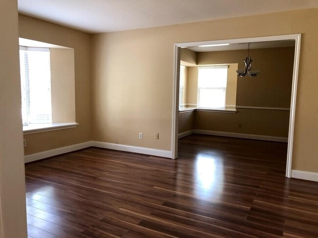 Photo - 2914 Shadowdale Dr