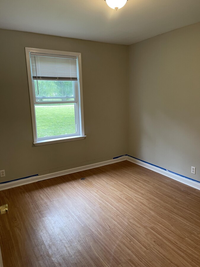 Photo - 911 Riviera Dr