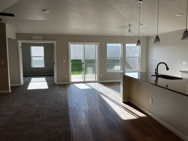 Photo - Never Lived in Brand New 4 bedroom 2 bathroom Home in Middleton.