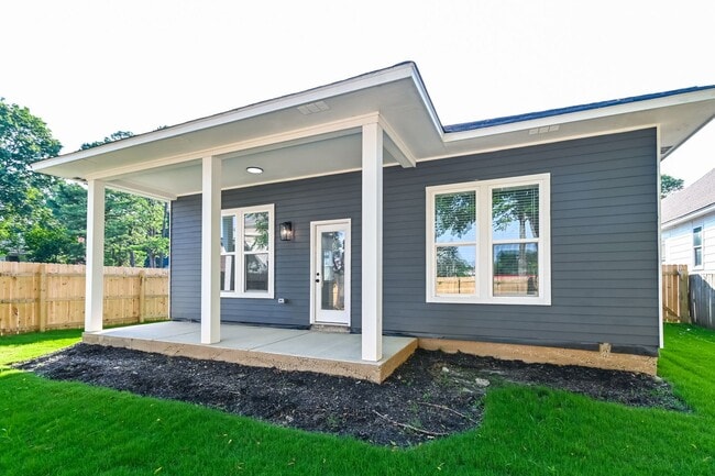 Photo - Charming Midtown Home Near Overton Park!