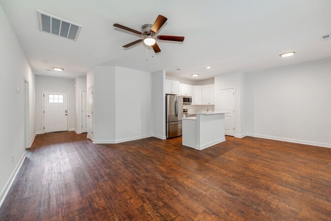 Photo - 910 N Ransom St