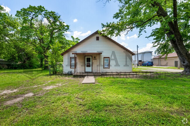 Building Photo - 415 E Vine St Rental