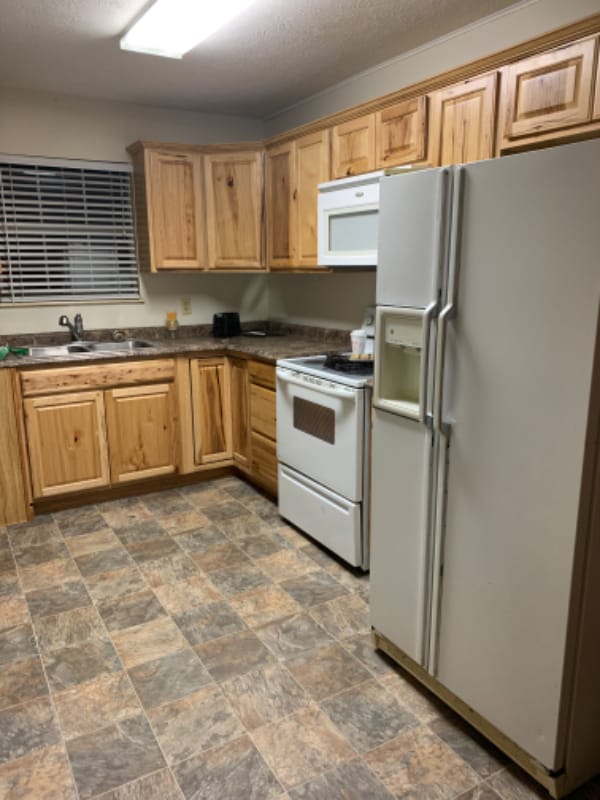 Photo - 1026 Kingston Ave Unit 2