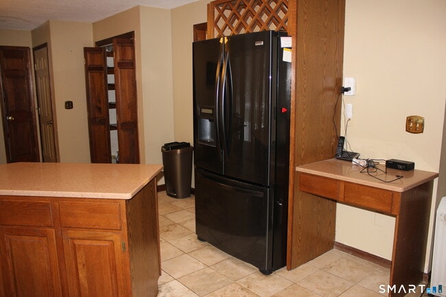 Photo - 522 Springfield Rd