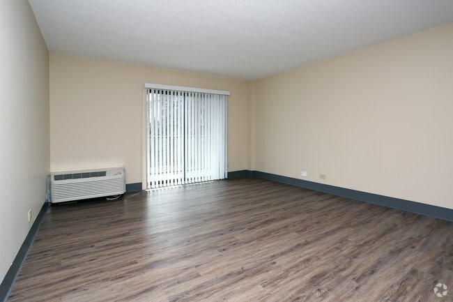2BR, 1.5BA - Living Room
