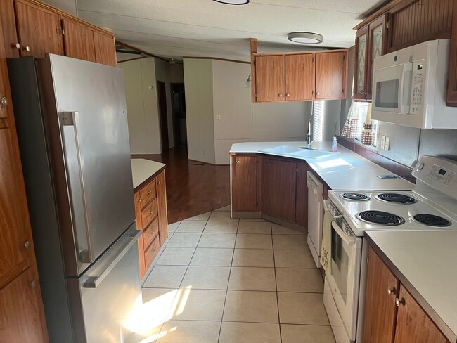 Photo - 8517 Edwards Rd