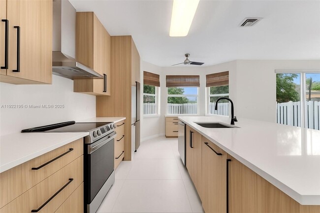 Photo - 15854 SW 21st St