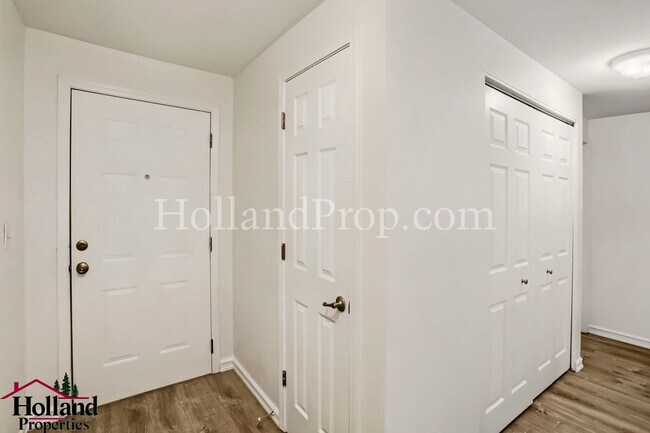 Photo - Beautiful 2-Bedroom Condo with a Garage!