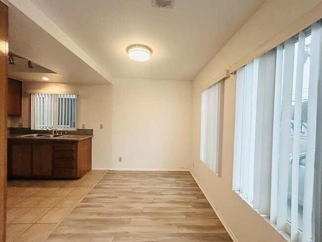 Photo - 908 Pacific Ave Unit 908A