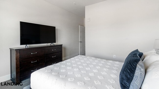 Photo - 65 Sentosa Dr Unit 91-106