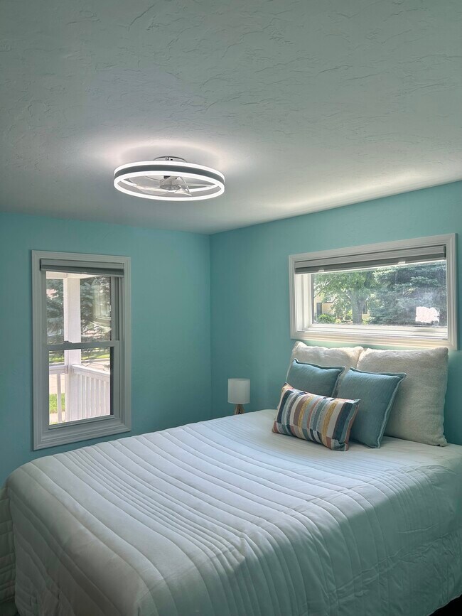 Photo - 1719 N Division St Casa